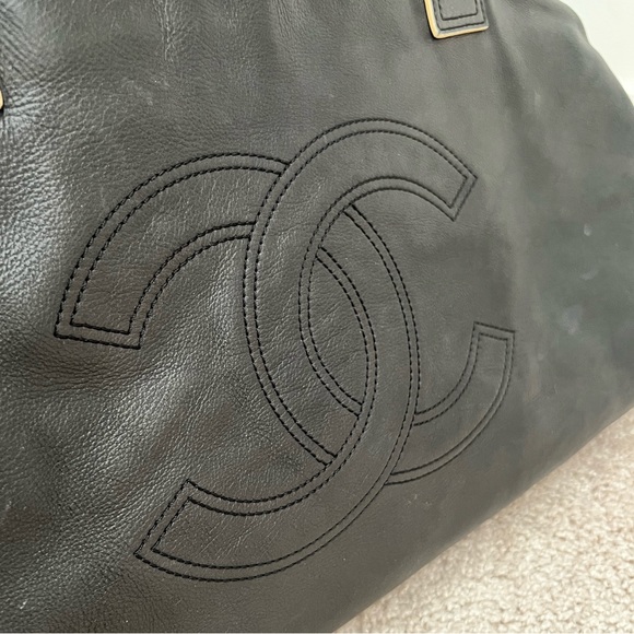 Chanel 2 Way Shoulder Duffle Bag - Picture 3 of 16